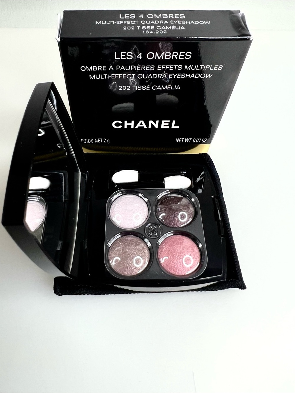 🌸Chanel Les 4 Ombres Eyeshadow Palette #202 TISSÉ CAMÉLIA🌸